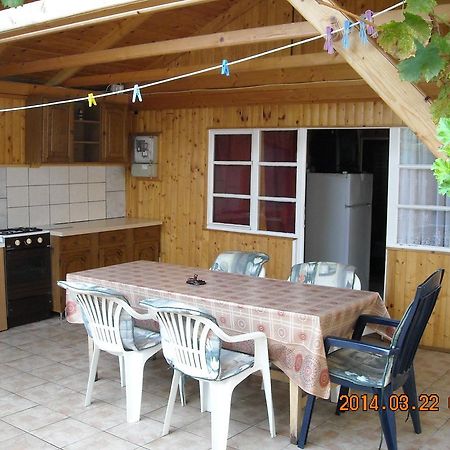 Demeter Apartman Hajdúszoboszló Szoba fotó