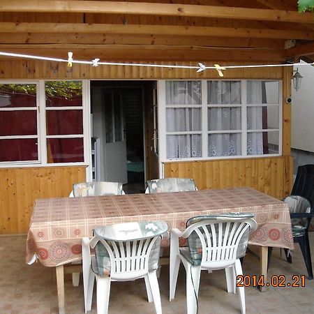 Demeter Apartman Hajdúszoboszló Szoba fotó
